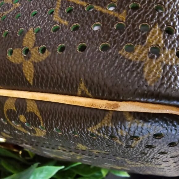 EUC RARE Authentic Limited Edition Louis Vuitton Perforated Speedy 30 - Picture 13 of 16